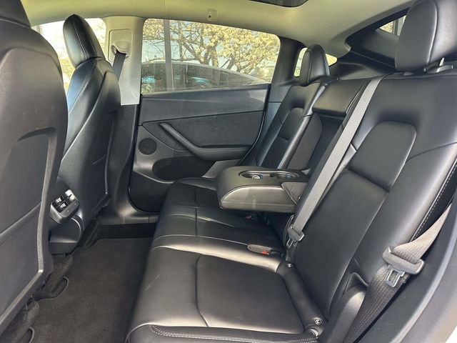 Used 2022 Tesla Model Y Performance image 16
