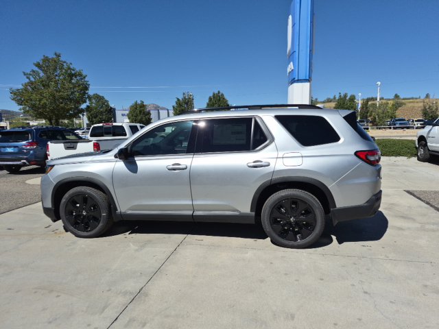 New 2026 Honda Pilot Black Edition image 2