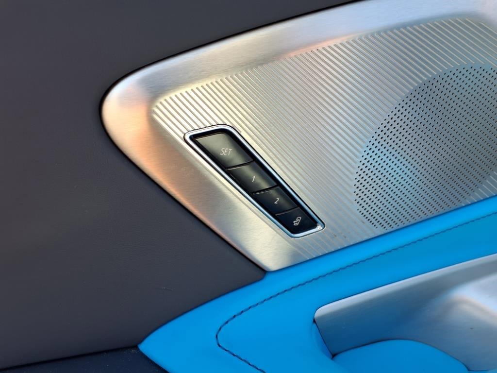 Used 2024 Chevrolet Corvette Stingray Premium Conv w/ 3LT image 13