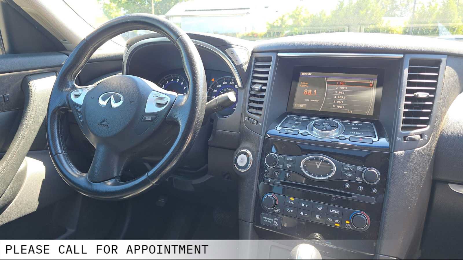 Used 2010 INFINITI FX35 AWD w/ Premium Pkg image 11