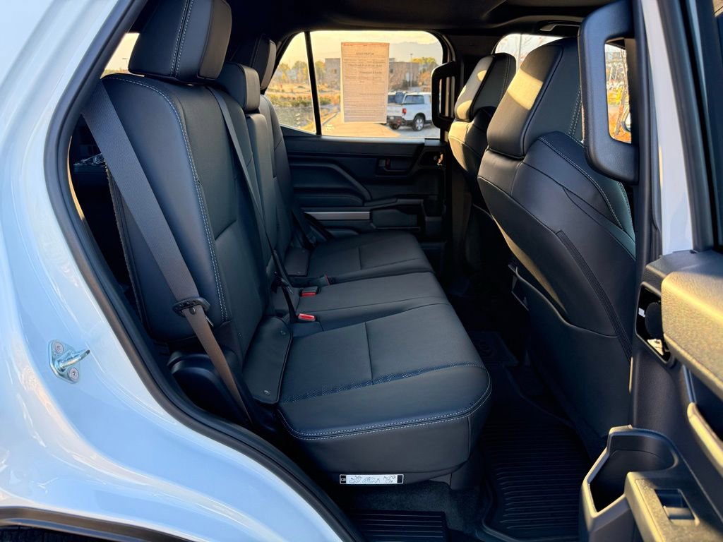 Used 2025 Toyota 4Runner TRD Off-Road Premium image 24