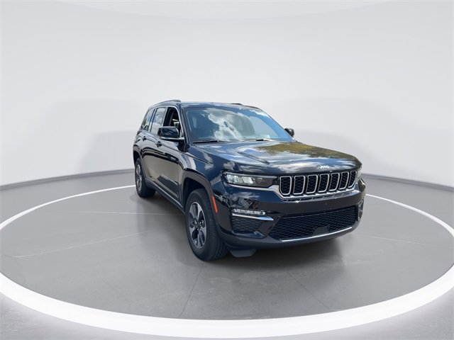 Used 2022 Jeep Grand Cherokee Limited 4xe image 2