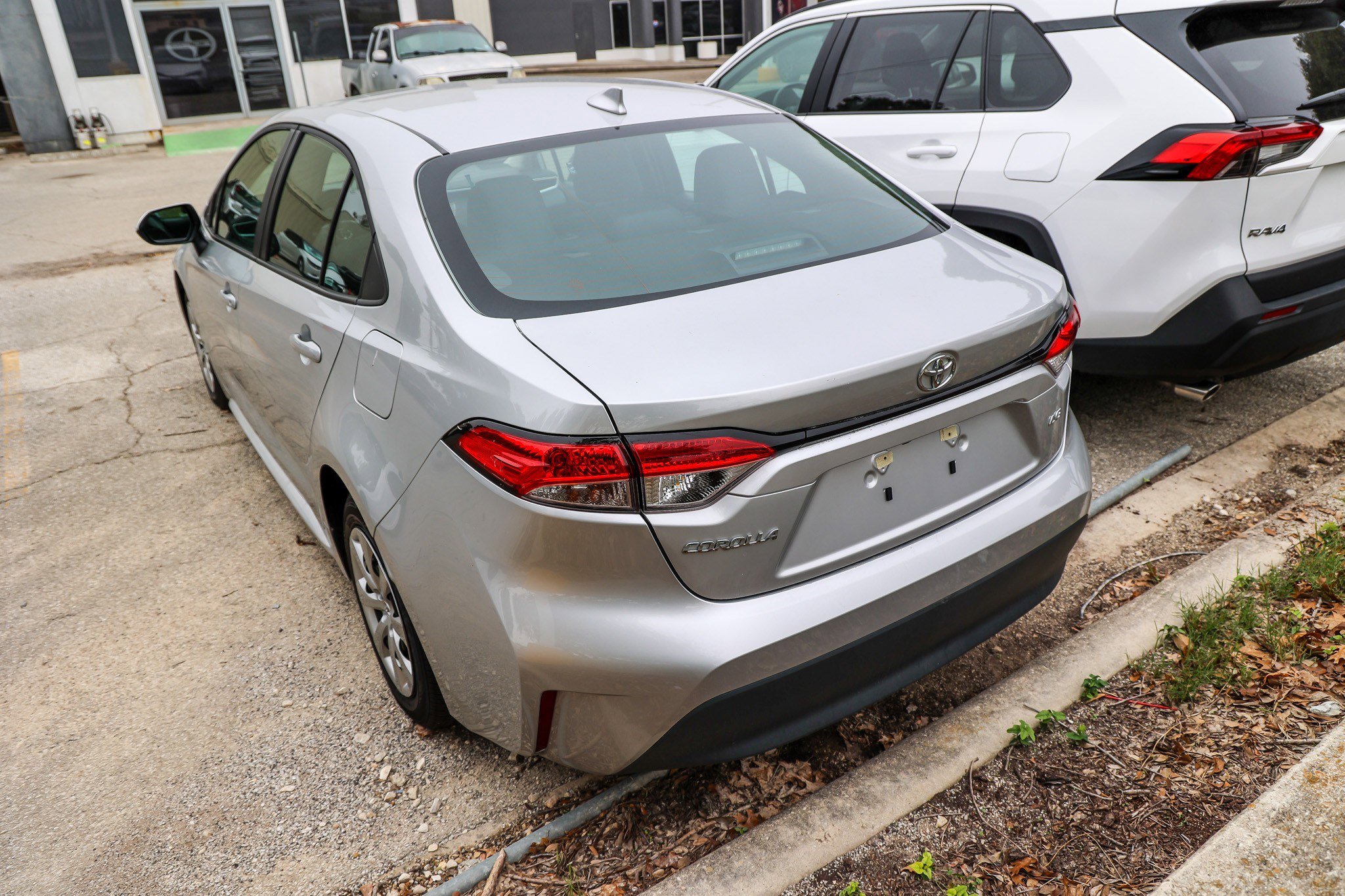 Certified 2025 Toyota Corolla LE image 10