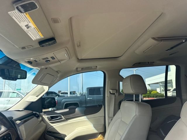 Used 2017 GMC Yukon XL Denali w/ Open Road Package RWD image 6