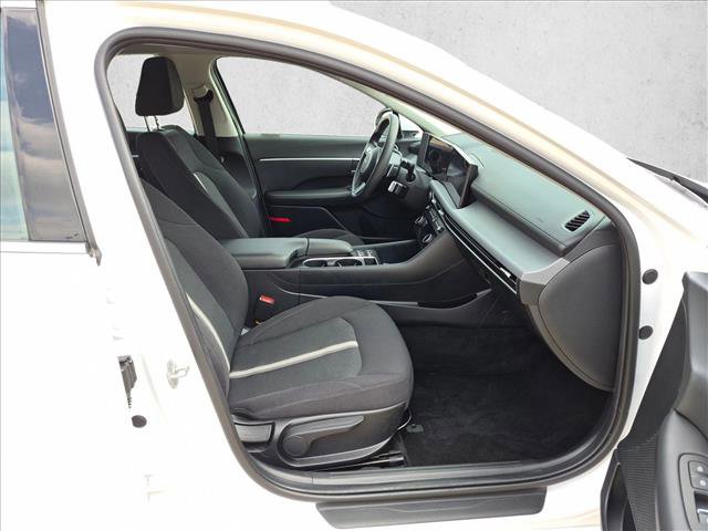 Used 2025 Hyundai Sonata SEL FWD image 20