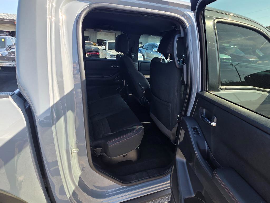 Used 2023 Nissan Frontier Pro-X w/ Pro Convenience Package RWD image 12