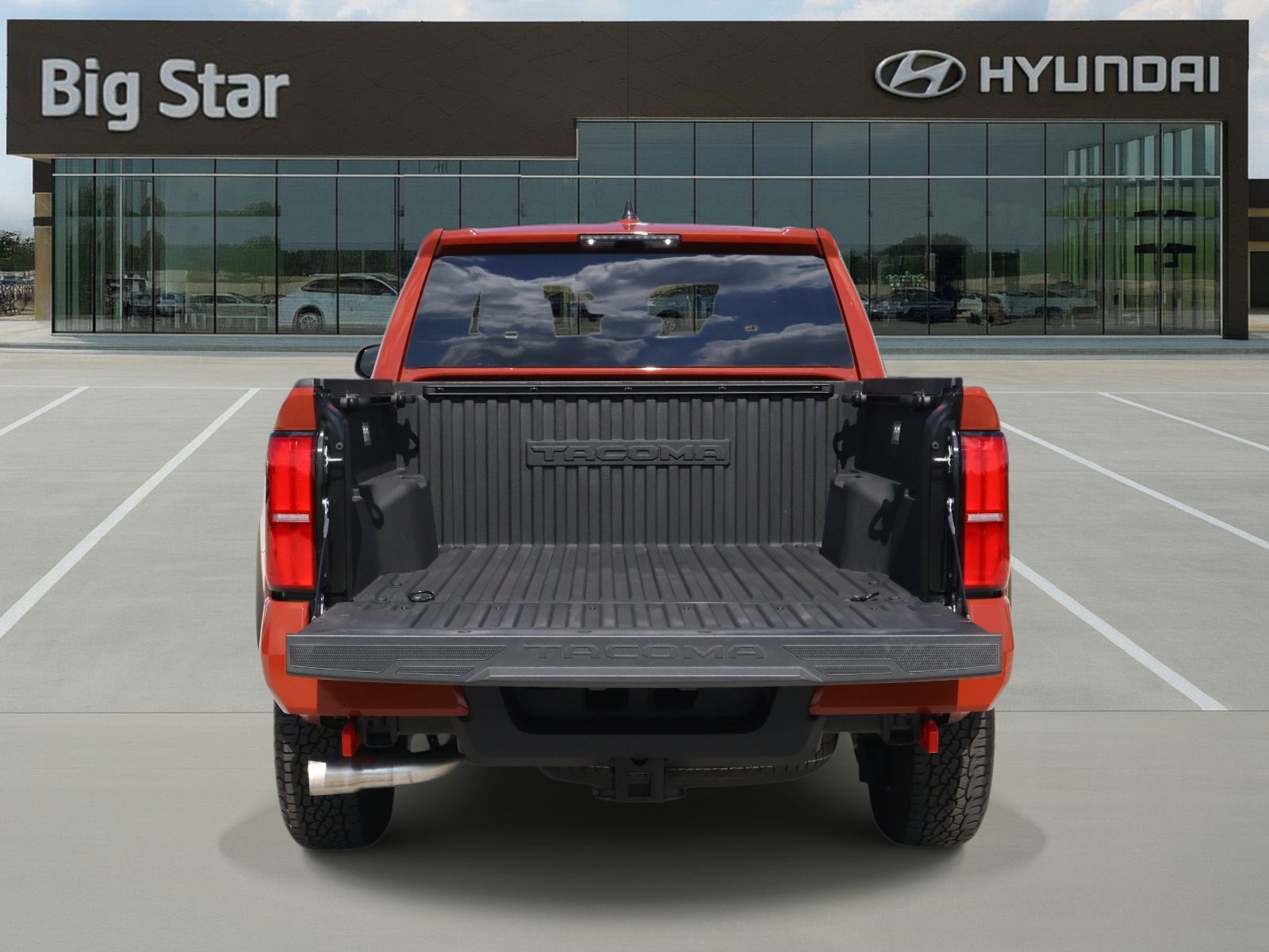 Used 2025 Toyota Tacoma TRD Off-Road AWD/4WD image 8