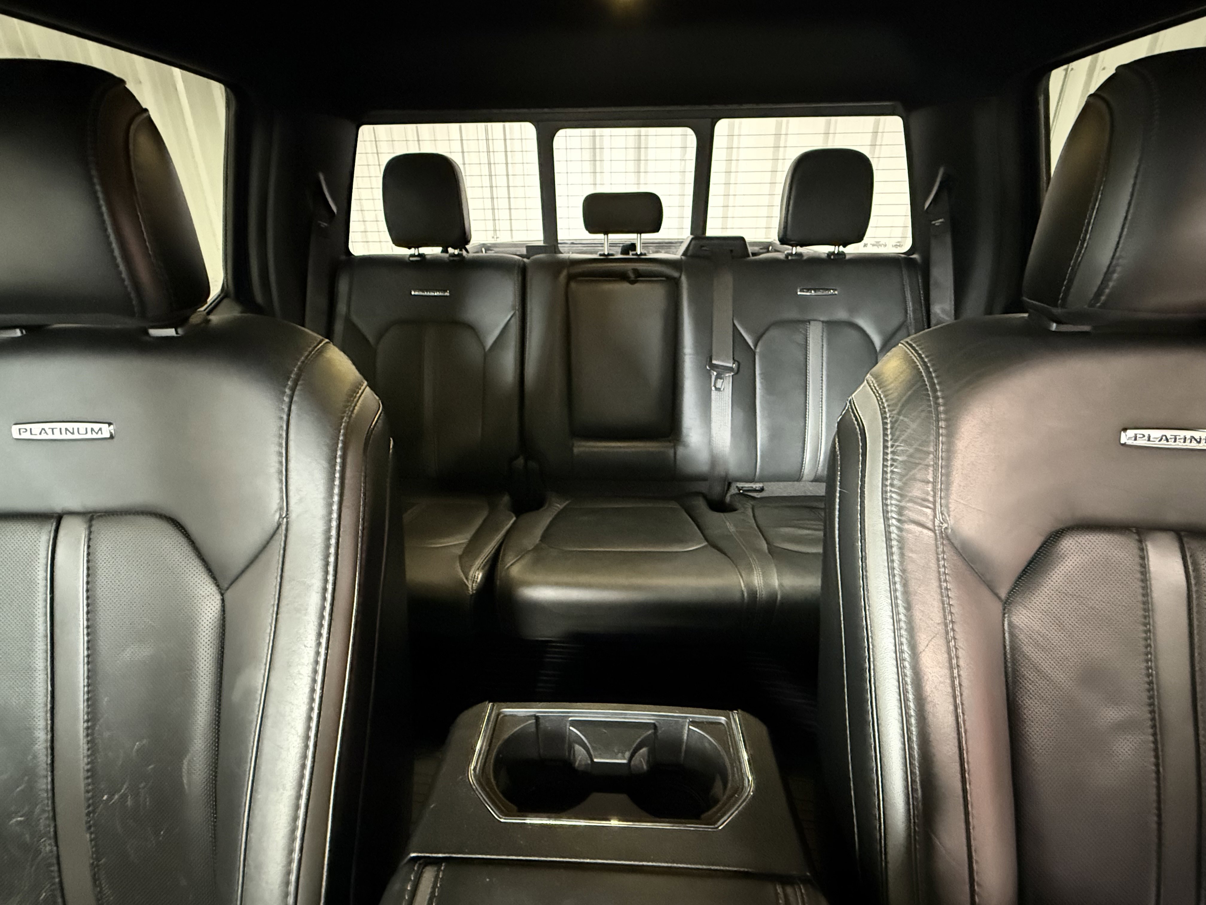 Used 2015 Ford F150 Platinum w/ Equipment Group 701A Luxury image 23