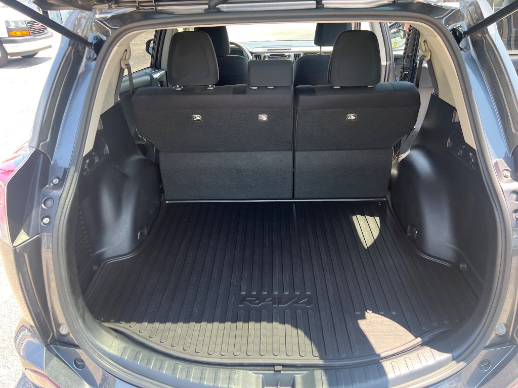 Used 2017 Toyota RAV4 LE w/ All Weather Liner Package AWD/4WD image 11