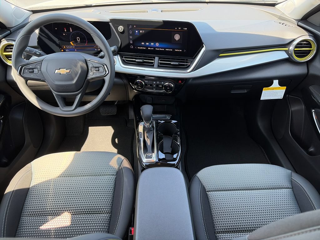 New 2026 Chevrolet Trax LT FWD image 10