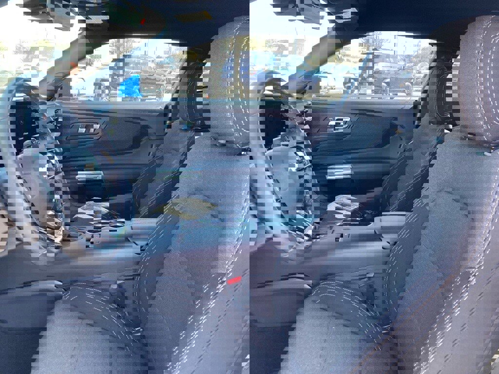 Used 2024 Ford Mustang Coupe image 10