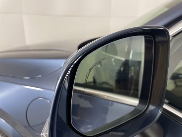 Used 2025 Volvo XC90 T8 Plus AWD/4WD image 23