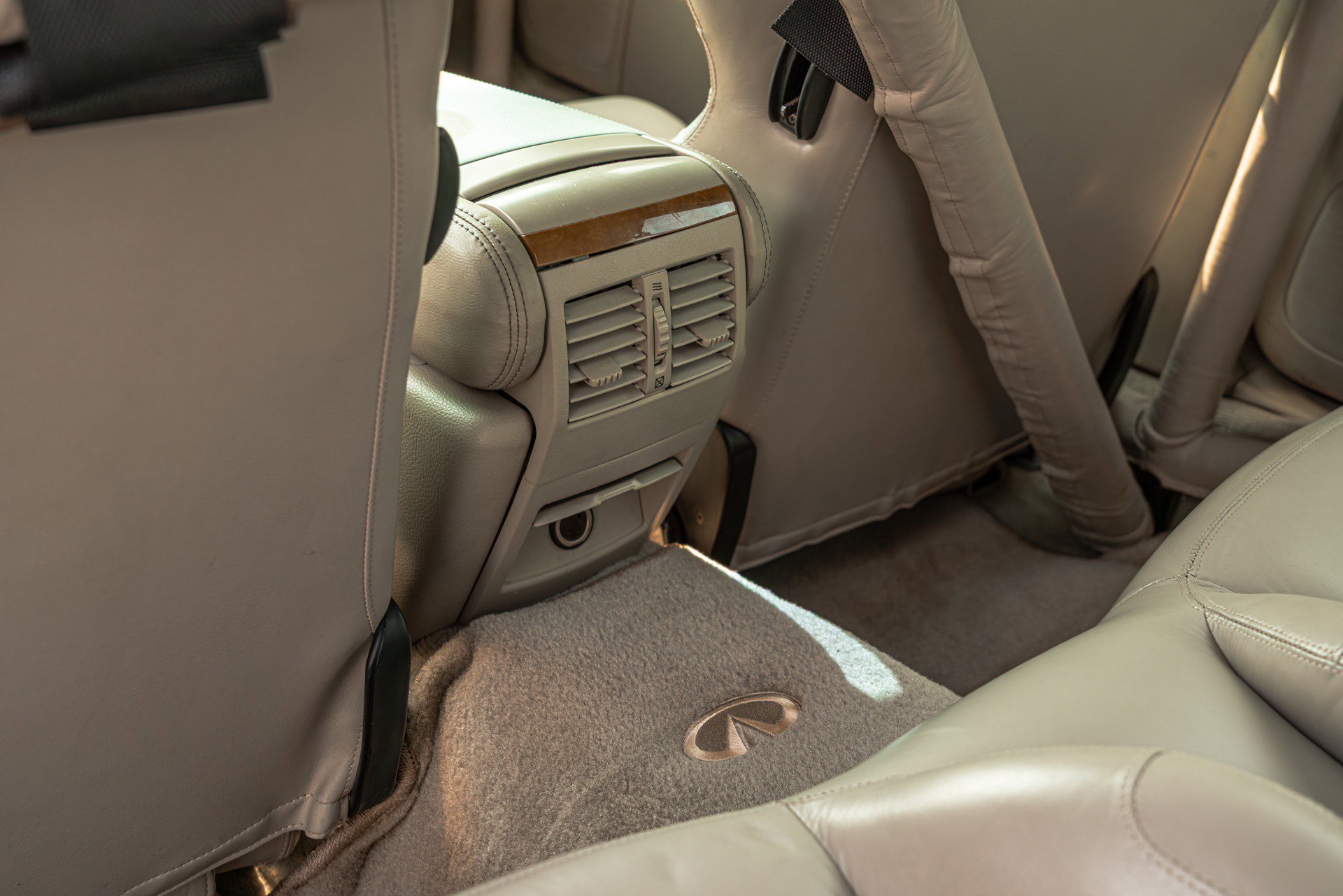 Used 2002 INFINITI Q45 image 41