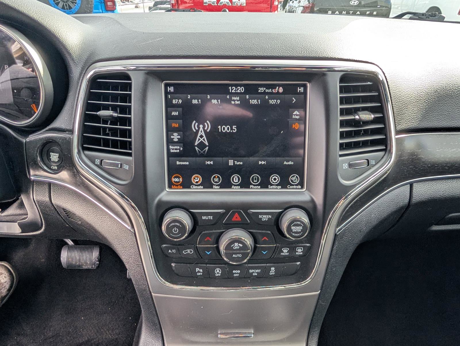 Used 2018 Jeep Grand Cherokee Limited image 19