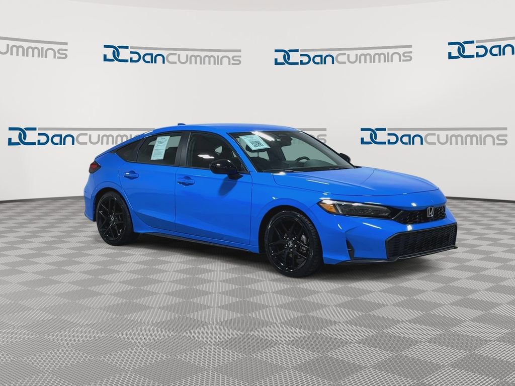 Used 2025 Honda Civic Sport image 2