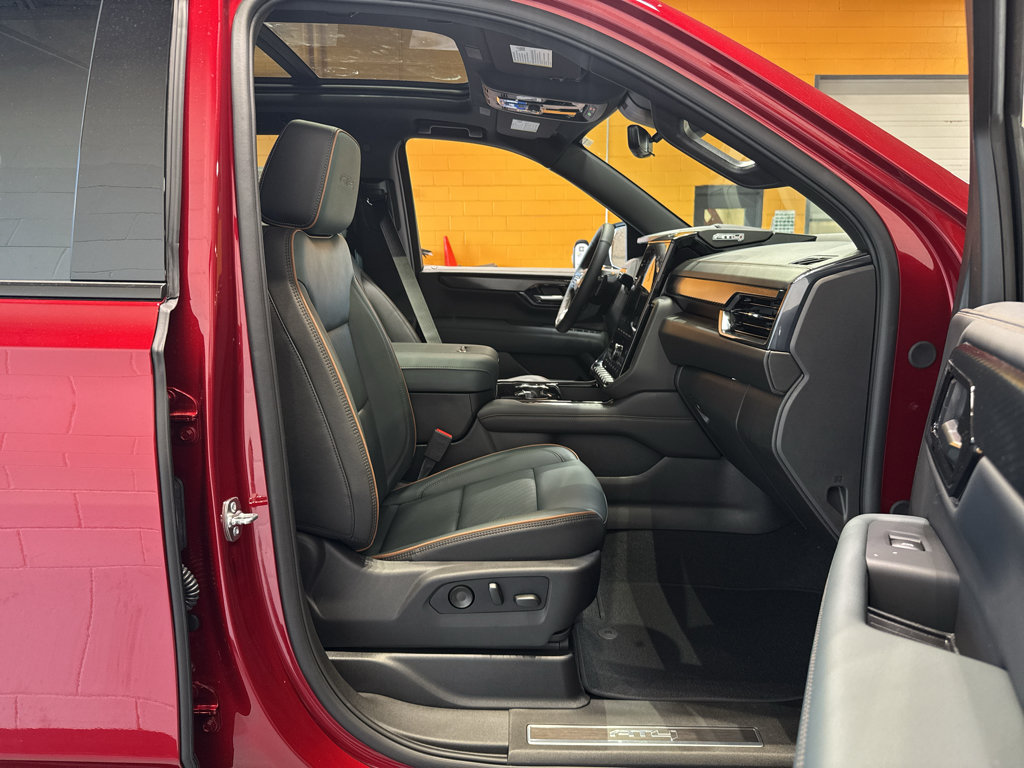 New 2026 GMC Yukon AT4 w/ AT4 Premium Package AWD/4WD image 21