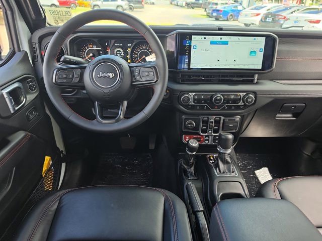Used 2024 Jeep Gladiator Rubicon w/ Technology Group AWD/4WD image 16