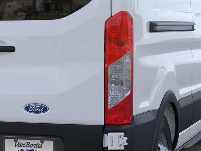New 2026 Ford Transit 250 148 Medium Roof Extended AWD image 21
