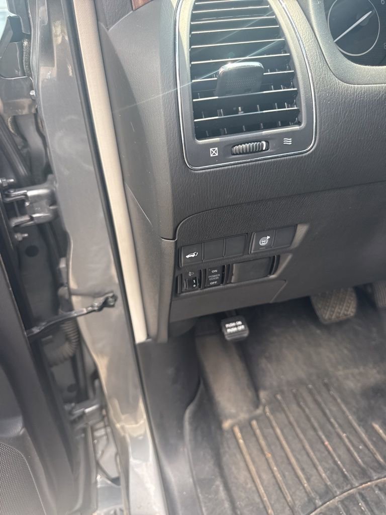 Used 2018 Nissan Armada SL w/ Premium Package RWD image 13
