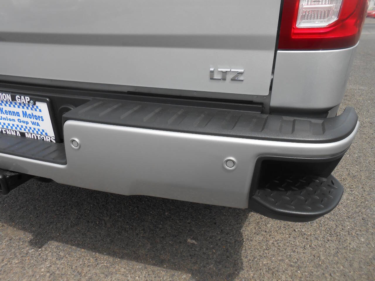 Used 2017 Chevrolet Silverado 1500 LTZ Z71 w/ LTZ Plus Package image 27