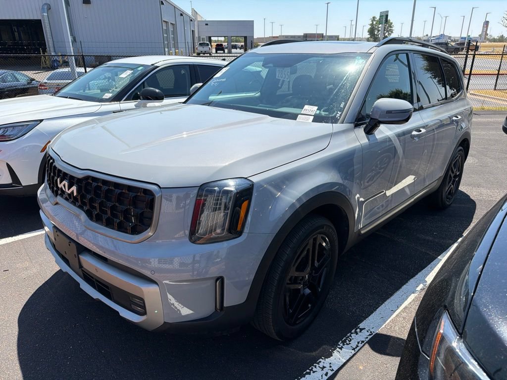 Used 2023 Kia Telluride SX X-Line AWD/4WD image 4