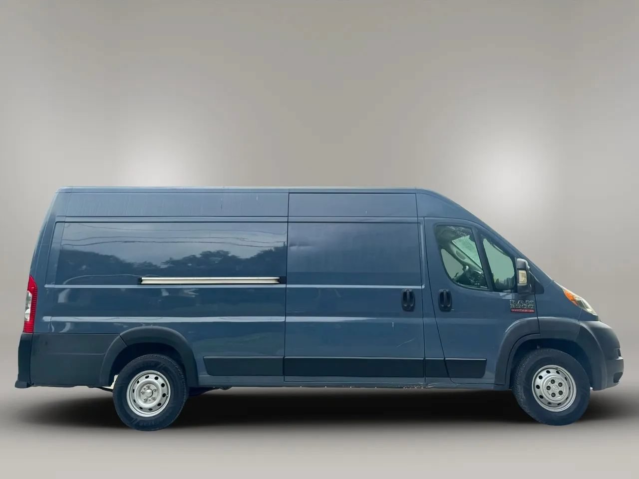 Used 2021 RAM ProMaster 3500 FWD image 4