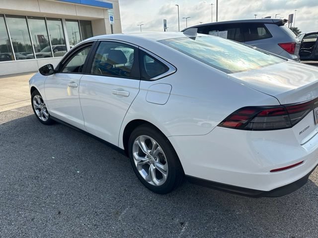 Used 2023 Honda Accord LX image 6