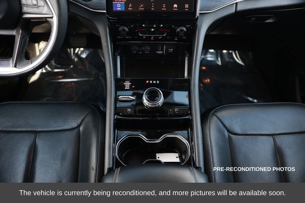 Used 2022 Jeep Grand Cherokee Limited 4xe w/ Luxury Tech Group II image 29