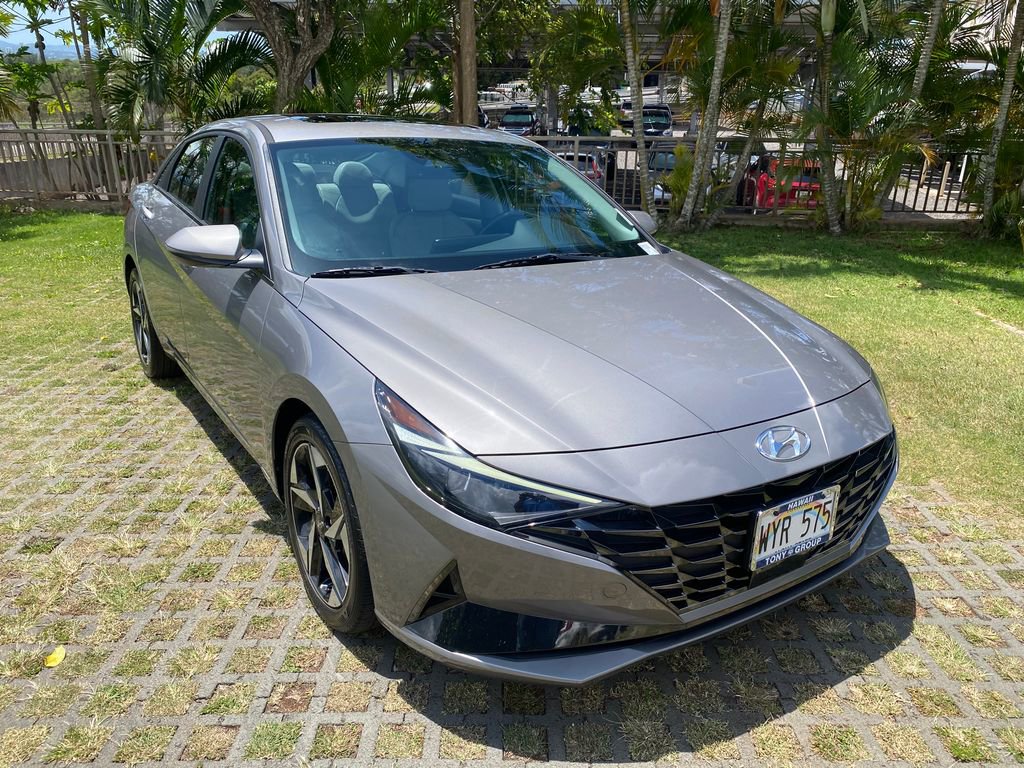 Certified 2023 Hyundai Elantra Limited FWD image 19