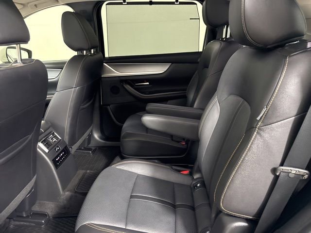 Used 2024 MAZDA CX-90 3.3 Turbo w/ Premium Package AWD/4WD image 19