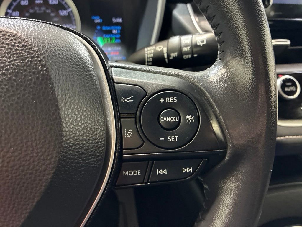 Used 2021 Toyota Corolla SE FWD image 30