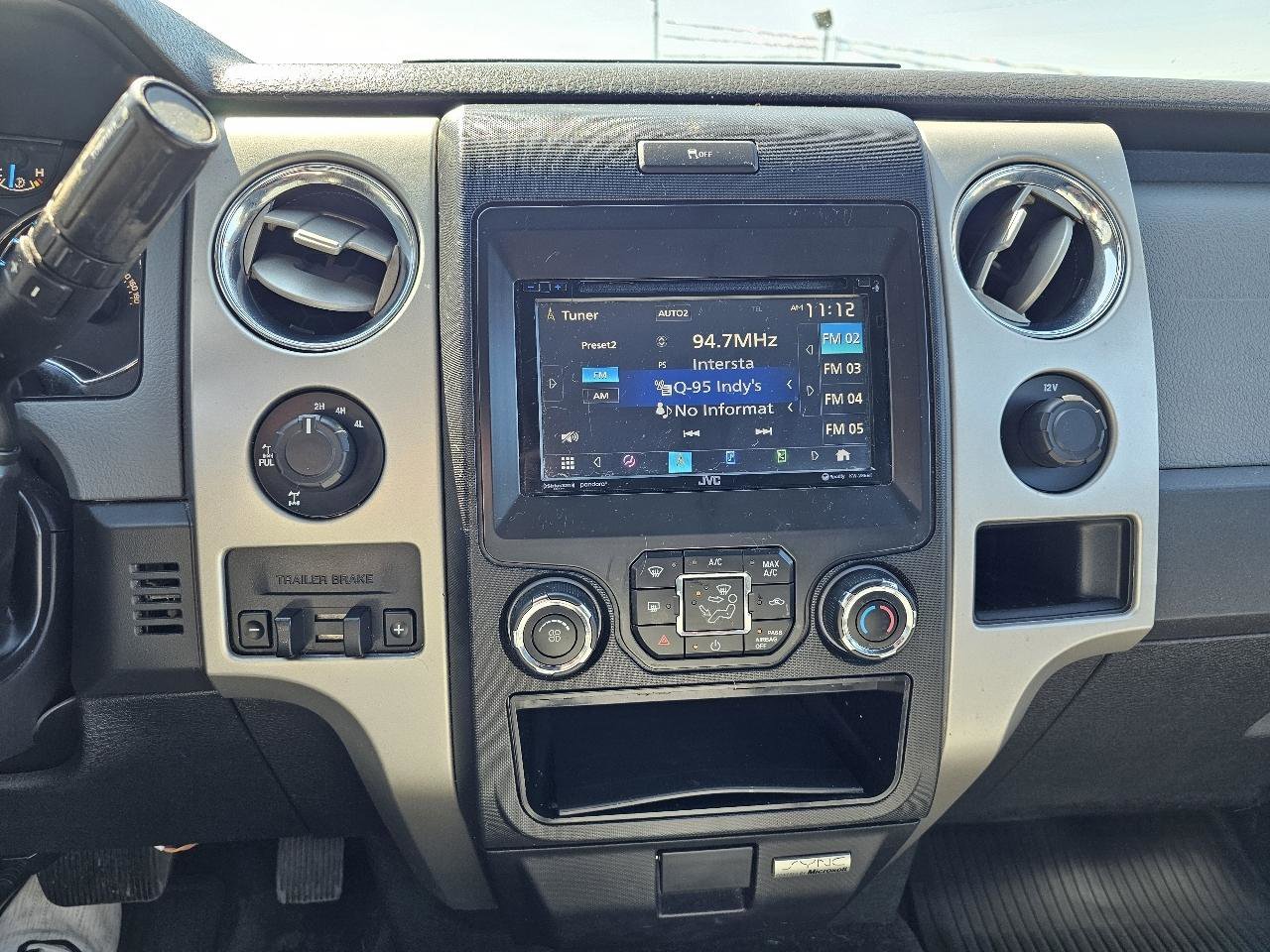 Used 2013 Ford F150 XLT w/ Luxury Equipment Group AWD/4WD image 16