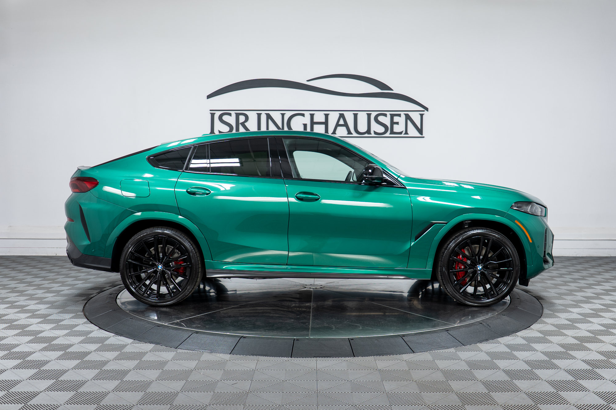 New 2027 BMW X6 M60i AWD/4WD image 4