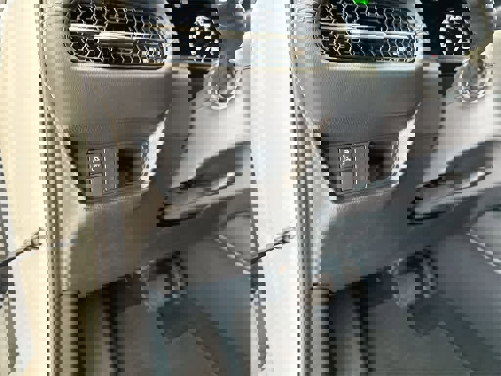 Certified 2024 Honda HR-V EX-L image 37