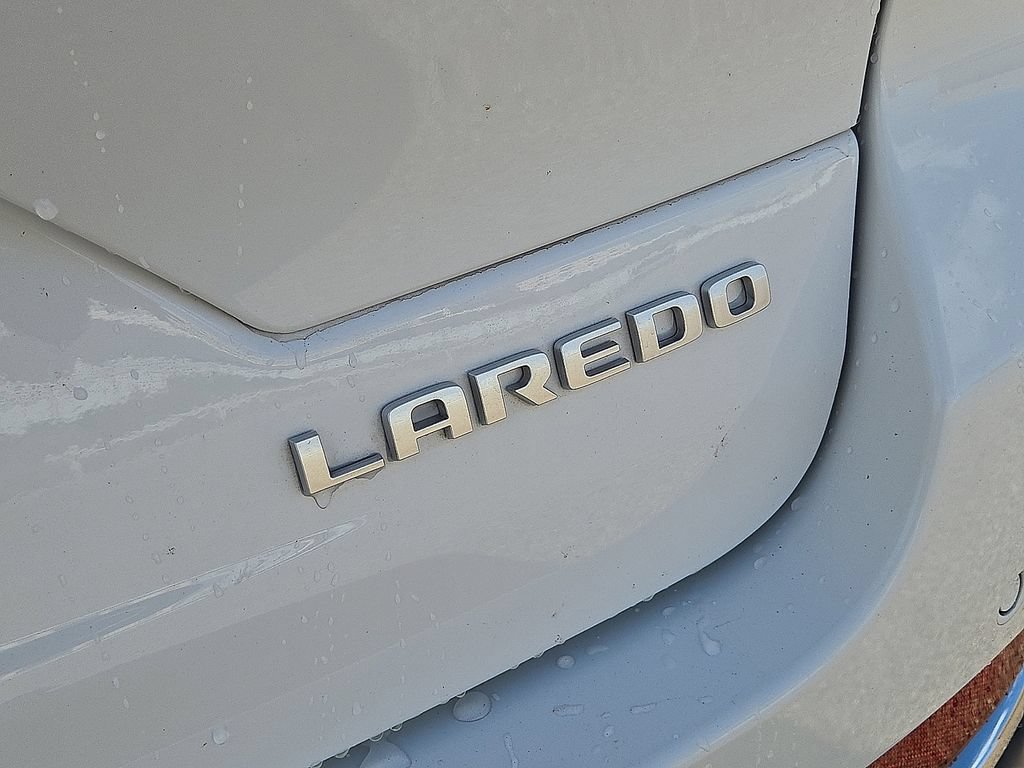 Used 2024 Jeep Grand Cherokee Laredo X w/ Trailer Tow Package AWD/4WD image 14