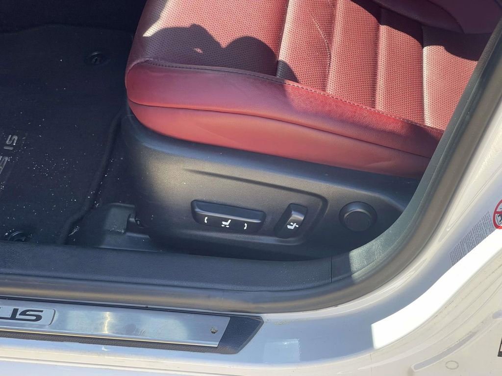 Used 2014 Lexus IS 350 image 18