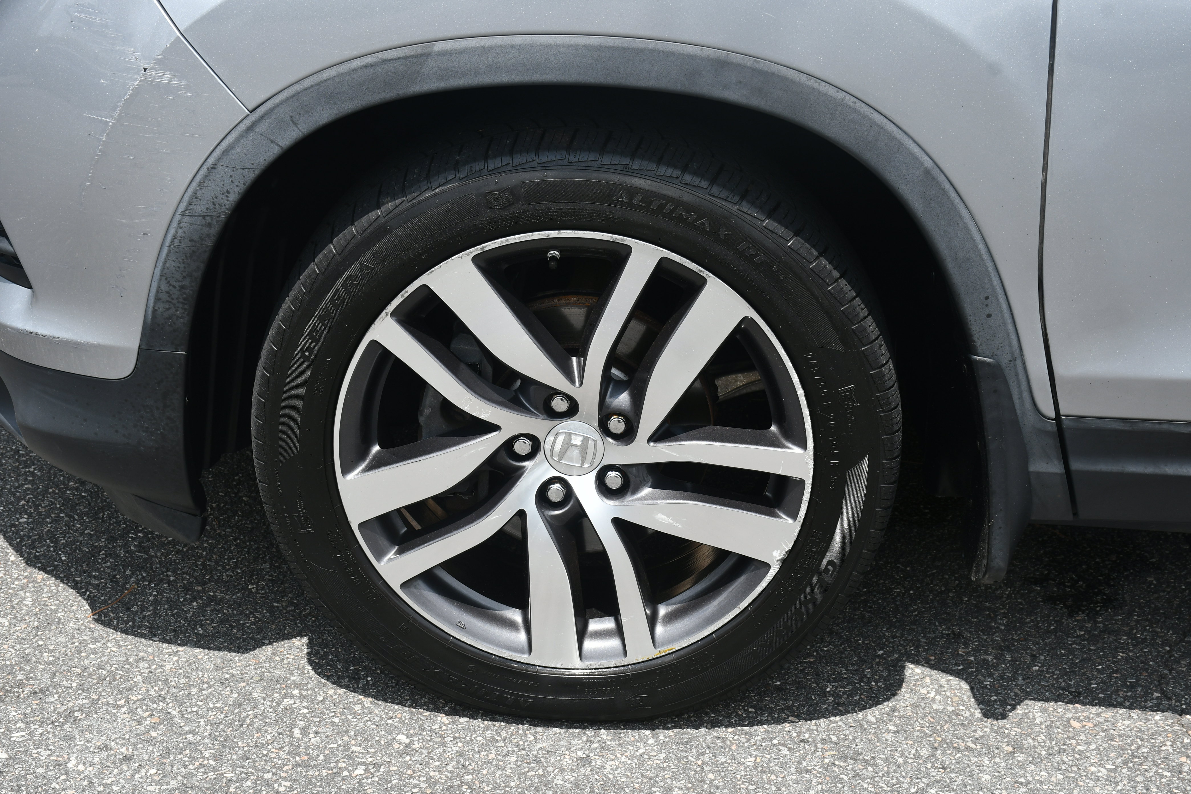 Used 2017 Honda Pilot Touring image 23