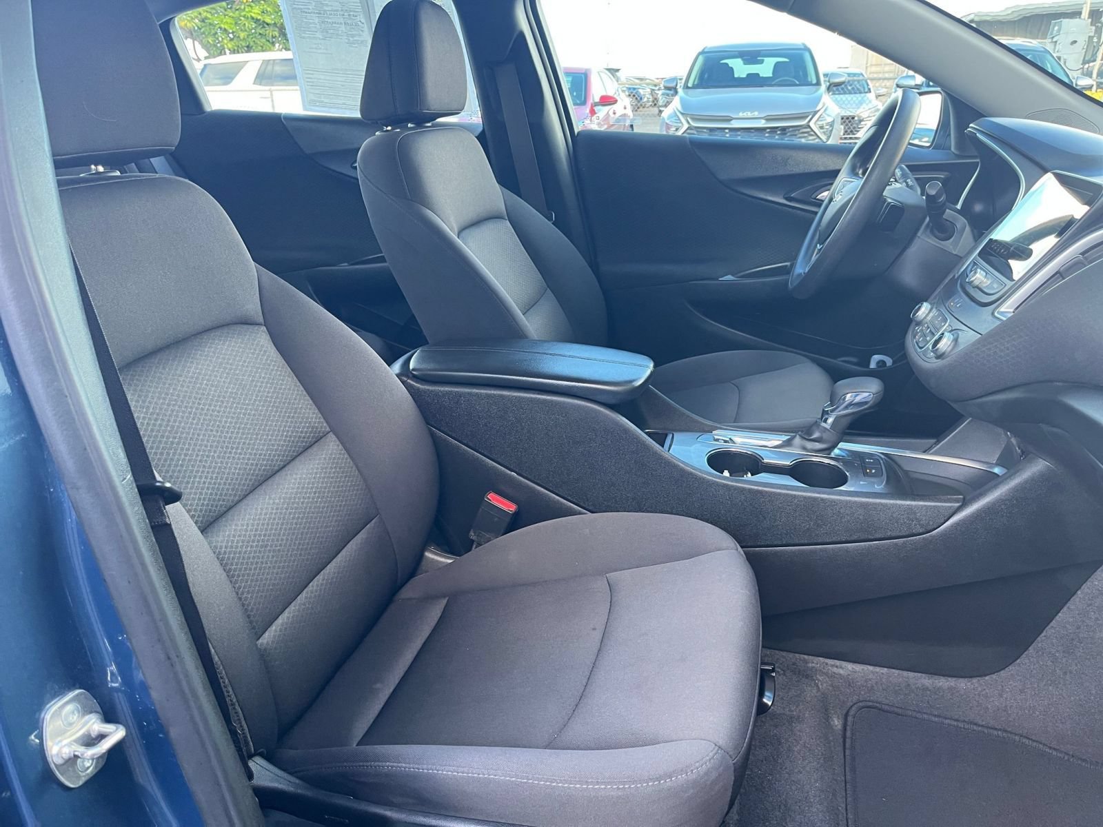 Used 2024 Chevrolet Malibu LT FWD image 28