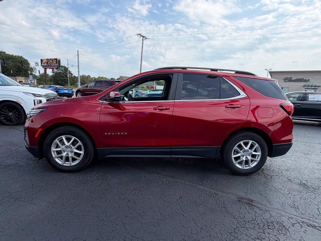 Used 2023 Chevrolet Equinox LT FWD image 4