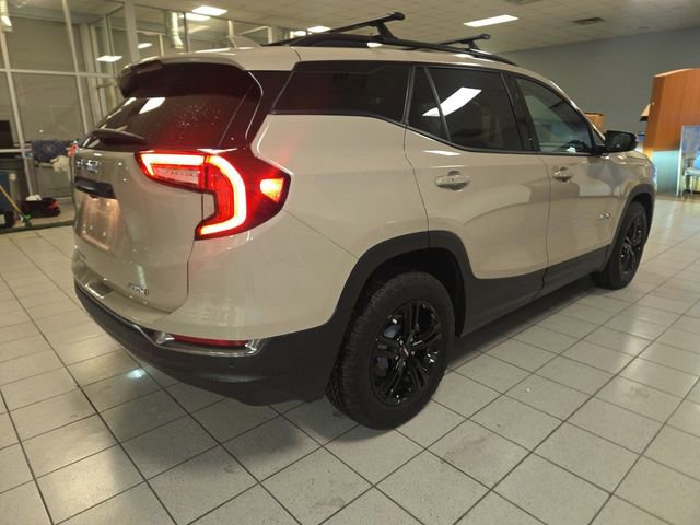 Used 2022 GMC Terrain AT4 w/ Infotainment Package II image 8