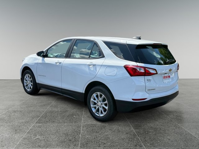 Used 2021 Chevrolet Equinox LS AWD/4WD image 3