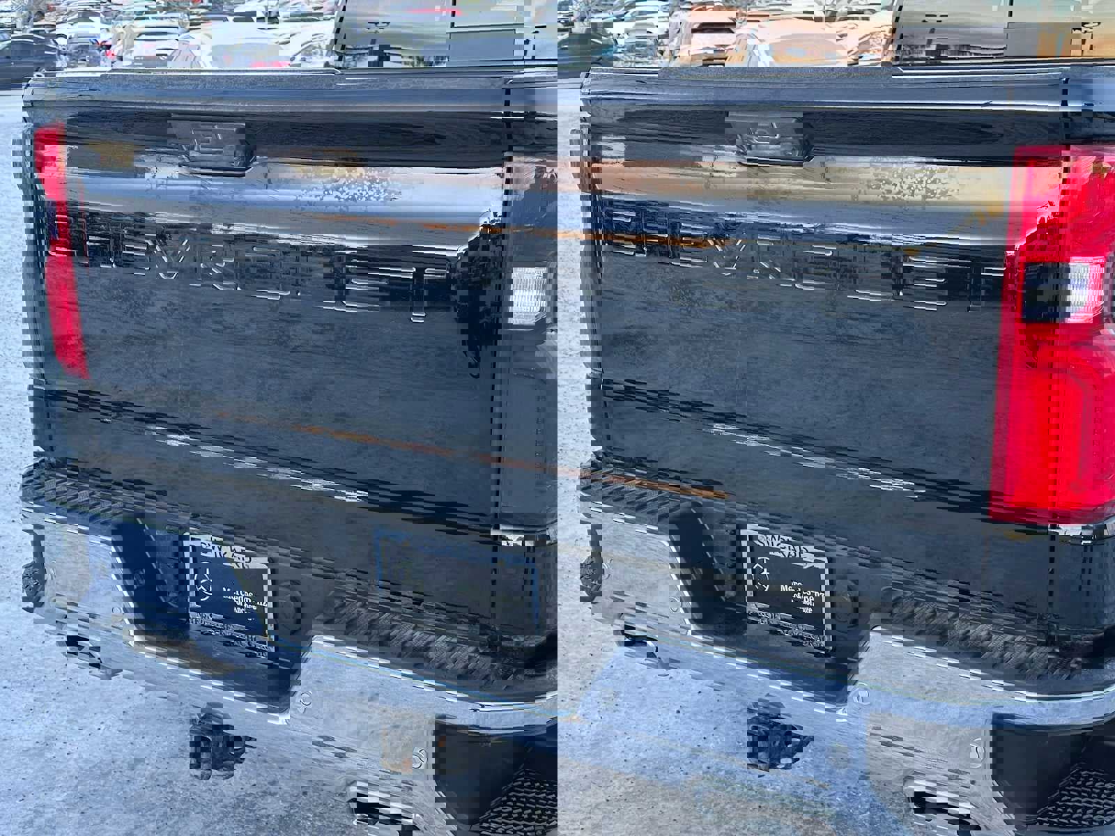 Used 2025 Chevrolet Silverado 1500 LTZ w/ LTZ Premium Package image 13