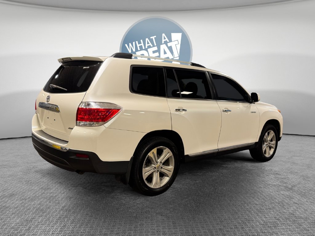 Used 2013 Toyota Highlander Limited AWD/4WD image 3