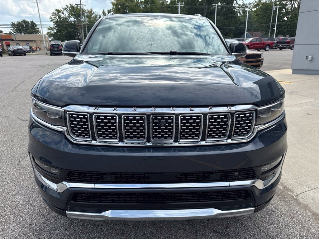 Used 2025 Jeep Grand Wagoneer Series III AWD/4WD image 13