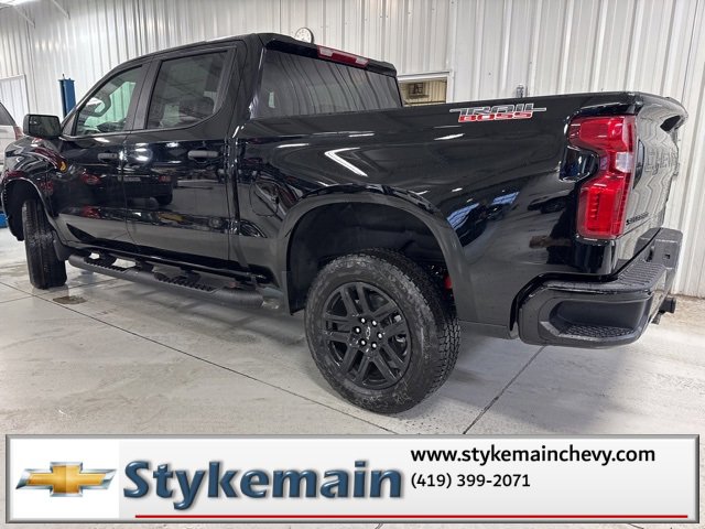 New 2026 Chevrolet Silverado 1500 Custom Trail Boss w/ Turbomax Blackout Package image 5