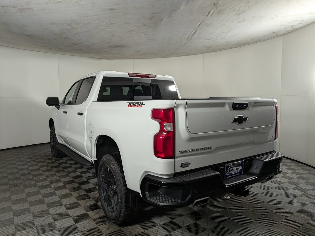 Used 2026 Chevrolet Silverado 1500 LT Trail Boss w/ LT Trail Boss Premium Package AWD/4WD image 4