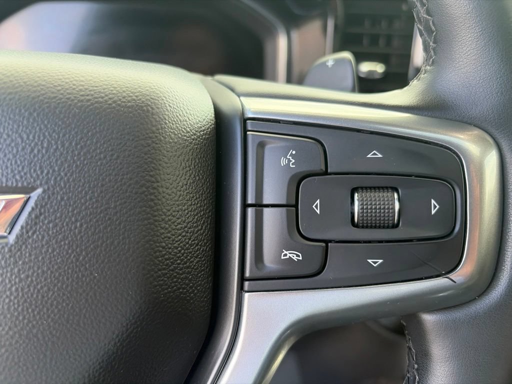 Used 2023 Chevrolet Silverado 1500 LTZ w/ LTZ Premium Package AWD/4WD image 33