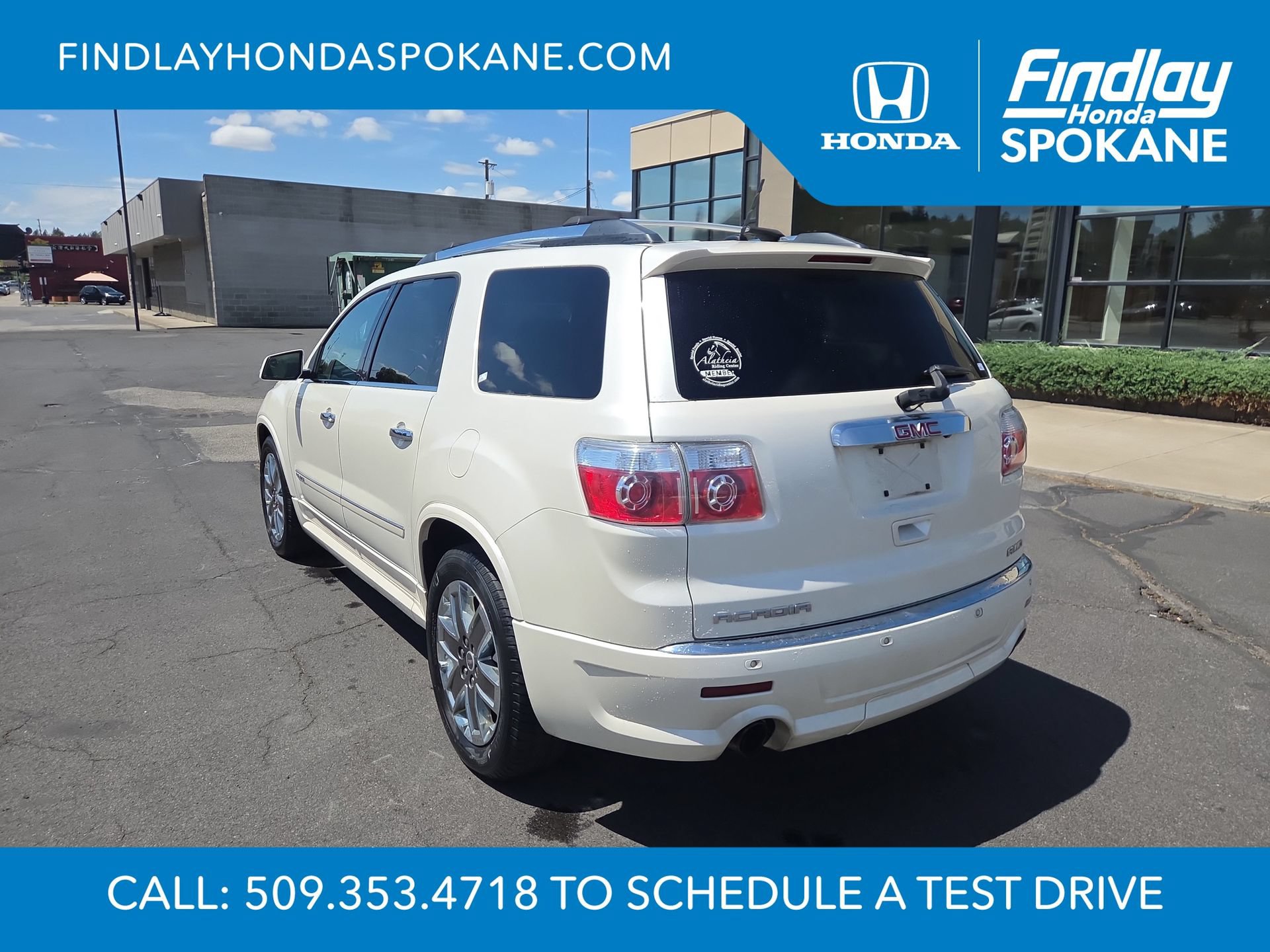 Used 2012 GMC Acadia Denali AWD/4WD image 2