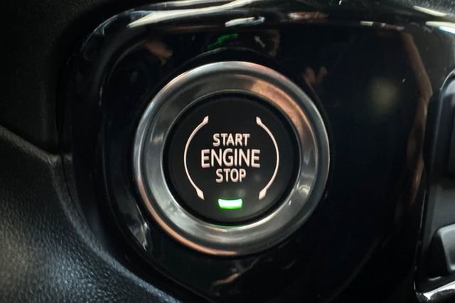 Used 2025 Chevrolet Silverado 2500 LT w/ Convenience Package image 35