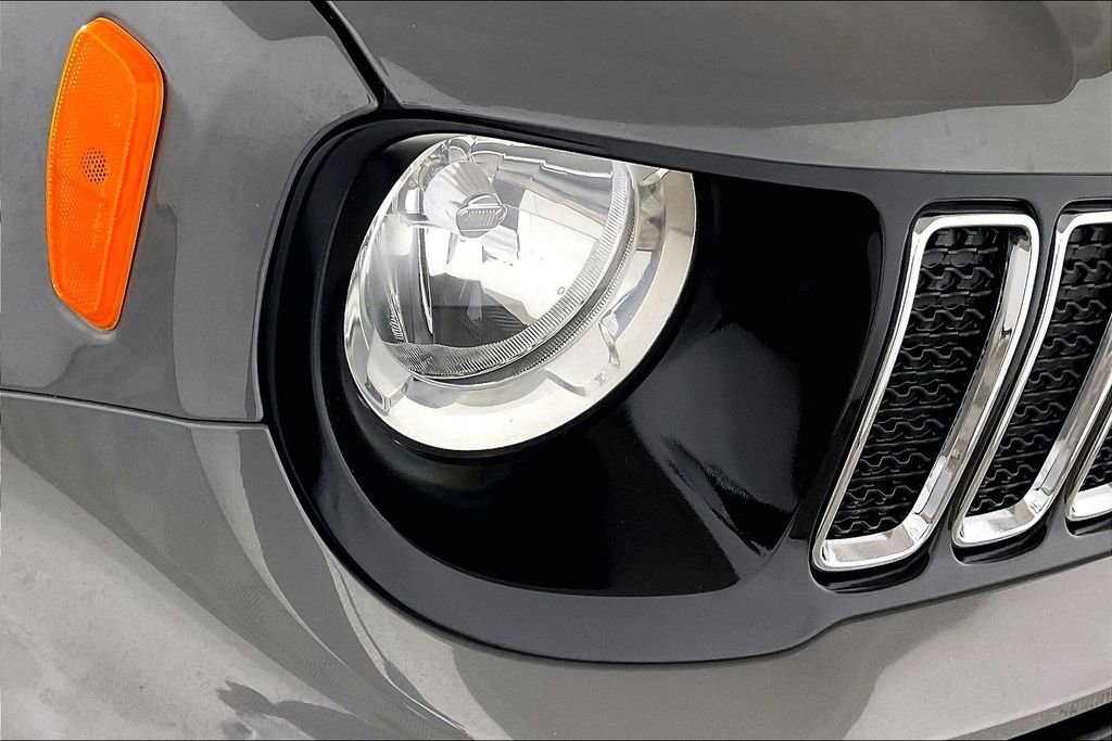 Used 2020 Jeep Renegade Latitude image 27